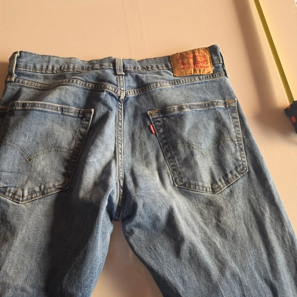 Levis 502 Regular Taper Mens Blue Jeans 32x30 Medium Wash Denim 29507-0003